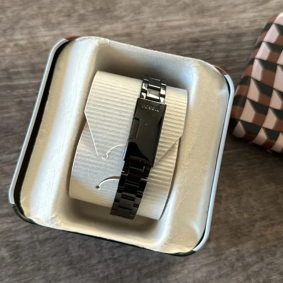 Fossil Cecile Watch AM4585 Mini Womens 29mm Case Quartz Analog Three Hands - Picture 3 of 4